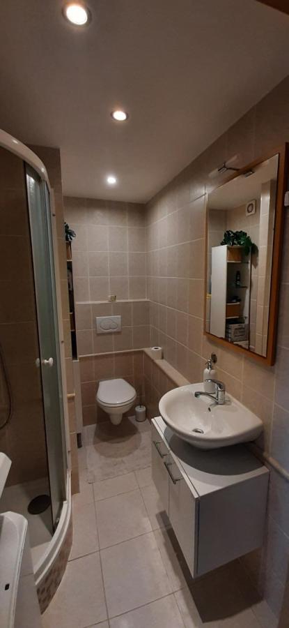 Apartment Kamyk Prag Eksteriør billede