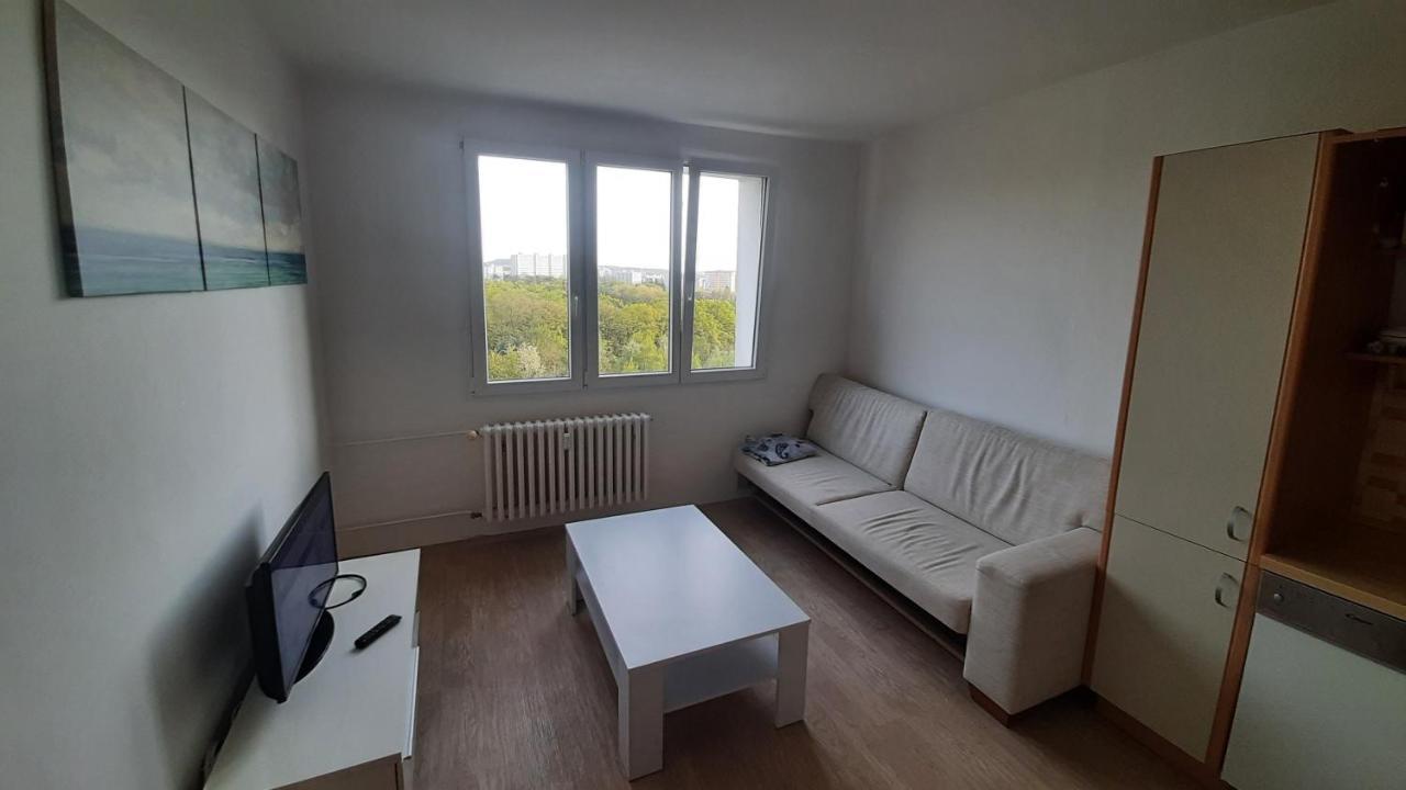 Apartment Kamyk Prag Eksteriør billede
